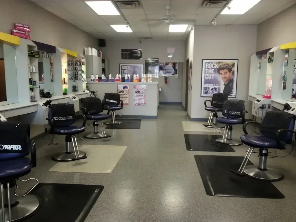 SUPERCUTS — Hair salon in Fort Smith